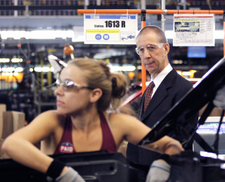 Illustration for article titled Is Obama manufacturing czar Ron Bloom looking at this auto worker's ass?